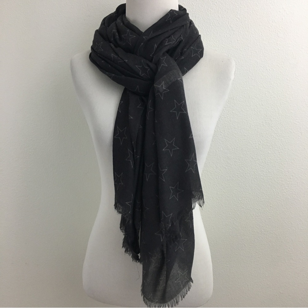 Gray Star Scarf
